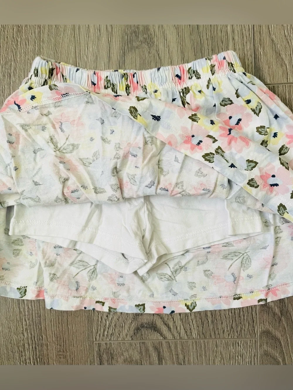 GAP Carter’s Toddler Girl Outfit 4-5T White Floral Set Of 2 Skort Shirt Summer